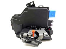 Cerradura Audi A8 2007-2010 trasera / con cierre seguridad / 7 pins / derecha