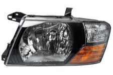 Faro delantero Mitsubishi Montero 2000-2003 base negra / izquierdo