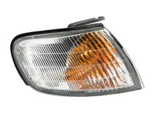 Piloto delantero Nissan Almera 1998-2000 blanco / derecho