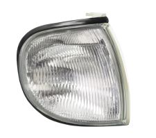 Piloto delantero Nissan Serena 1992-2001 blanco / derecho