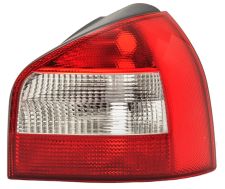 Piloto trasero Audi A3 2000-2003 restyling derecho