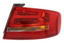Piloto trasero Audi A4 2012-2015 sedan / exterior / derecho