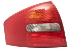 Piloto trasero Audi A6 1997-1999 sedan izquierdo