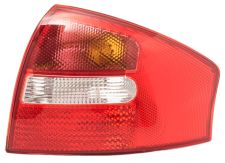 Piloto trasero Audi A6 2002-2004 sedan / derecho