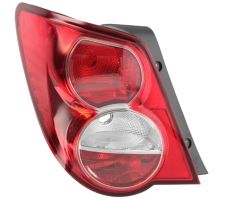 Piloto trasero Chevrolet Aveo 2011-2016 4 puertas / izquierdo