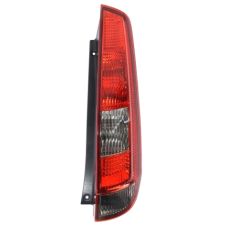 Piloto trasero Ford Fiesta 2002-2006 3 puertas / derecho