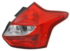 Piloto trasero Ford Focus 2011-2015 5 puertas / led / derecho