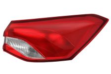 Piloto trasero Ford Focus 2018-2022 4 puertas / exterior / derecho