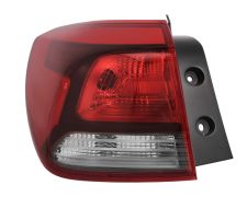 Piloto trasero Kia Rio 2020-2024 5 puertas / exterior / izquierdo