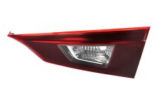Piloto trasero Mazda 3 2017-2019 interior / 4 puertas / izquierdo