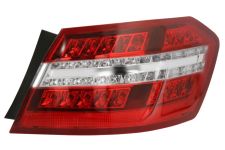 Piloto trasero Mercedes Clase E (w212) 2009-2013 sedan / exterior / modelo avantgarde / led / derecho