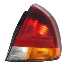 Piloto trasero Mitsubishi Carisma 1995-1999 exterior / derecho