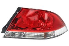 Piloto trasero Mitsubishi Lancer 2001-2007 derecho