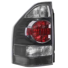 Piloto trasero Mitsubishi Pajero 2007-2015 3 puertas / izquierdo
