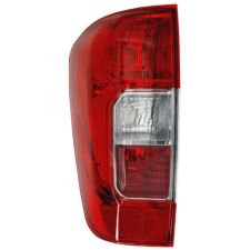 Piloto trasero Nissan Navara 2015-> izquierdo