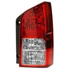 Piloto trasero Nissan Pathfinder 2005-2010 derecho