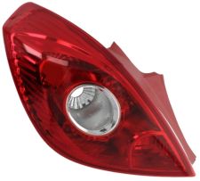 Piloto trasero Opel Corsa d 2011-2015 3 puertas / izquierdo