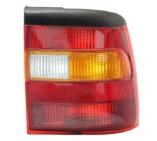 Piloto trasero Opel Vectra a 1992-1995 4 puertas / derecho