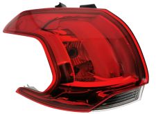 Piloto trasero Peugeot 2008 2012-2016 trasero / exterior / izquierdo