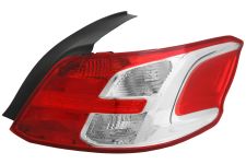 Piloto trasero Peugeot 301 2012-2017 derecho