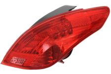 Piloto trasero Peugeot 308 2011-2013 derecho