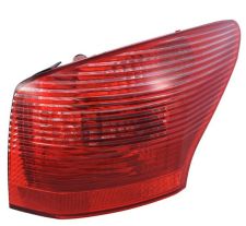 Piloto trasero Peugeot 407 2004-2009 familiar / derecho