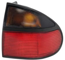 Piloto trasero Renault Laguna 1994-1998 derecho
