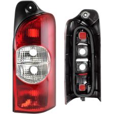 Piloto trasero Renault Master 2003-2005 4 bombillas / derecho