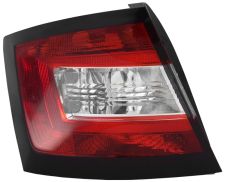 Piloto trasero Skoda Fabia 2014-2018 5 puertas / izquierdo