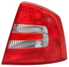 Piloto trasero Skoda Octavia 2004-2009 sedan / derecho