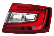 Piloto trasero Skoda Octavia 2017-2020 sedan / led / derecho