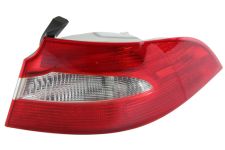 Piloto trasero Skoda Superb 2008-2013 sedan / derecho