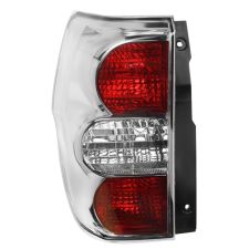 Piloto trasero Suzuki Grand Vitara 2013-2015 3 puertas / izquierdo