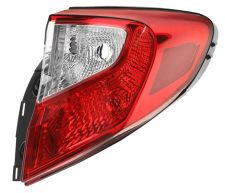 Piloto trasero Toyota C-Hr 2016-2020 exterior / led / derecho