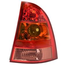 Piloto trasero Toyota Corolla 2004-2007 combi / derecho