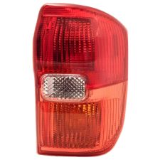 Piloto trasero Toyota Rav4 2000-2003 derecho