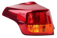 Piloto trasero Toyota Rav4 2013-2015 exterior / izquierdo
