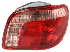 Piloto trasero Toyota Yaris 1998-2003 tipo koito / derecho