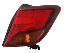Piloto trasero Toyota Yaris 2014-2017 derecho