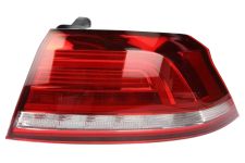 Piloto trasero Volkswagen Passat 2014-2019 sedan / trendline / comfortline / exterior / derecho