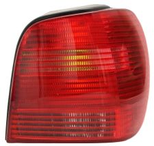 Piloto trasero Volkswagen Polo 1999-2001 derecho