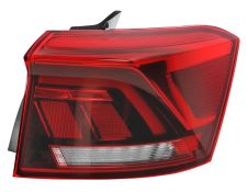 Piloto trasero Volkswagen T-Roc 2022-> exterior / fume / derecho