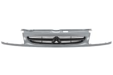 Rejilla Citroen Saxo 1997-1999 frente / anagrama grande