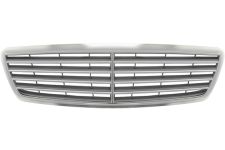 Rejilla Mercedes Clase C (w203) 2000-2004 frente / cromado / gris