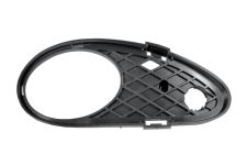 Rejilla Mercedes Clase C (w203) 2000-2004 parachoques delantero / modelo classic / elegance / derecha