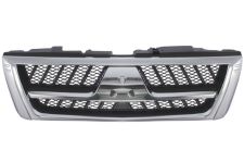 Rejilla Mitsubishi Pajero 2003-2007 frente / cromada