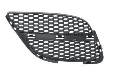 Rejilla Nissan Almera 2003-2007 frente / negra / derecha