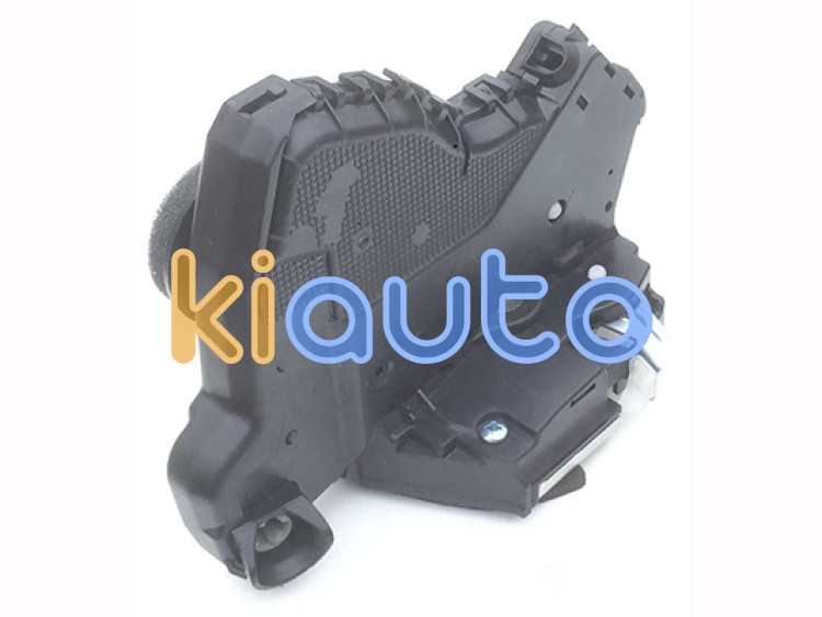 Cerradura toyota avensis 2012-2015 delantera / sin cierre seguridad / 4 pins / derecha OE 69030-05130 / 69030-05131 / 69030-02250