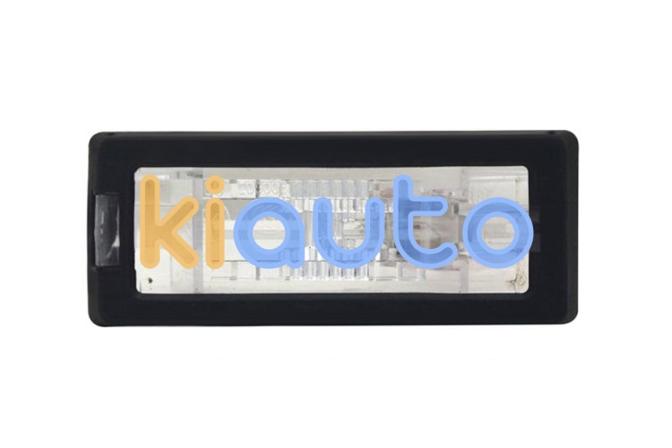 Luz de matricula dacia duster 2013-2018 trasera OE 8200013577