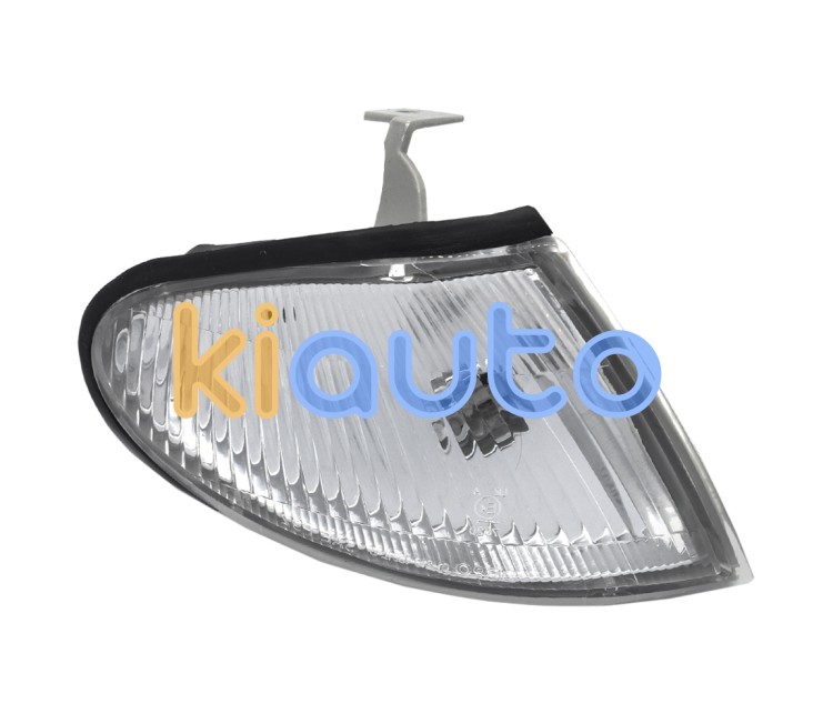 Piloto delantero mazda 323 1994-1996 4 puertas / blanco / derecho OE BC1M-51-090 / BC1M51090